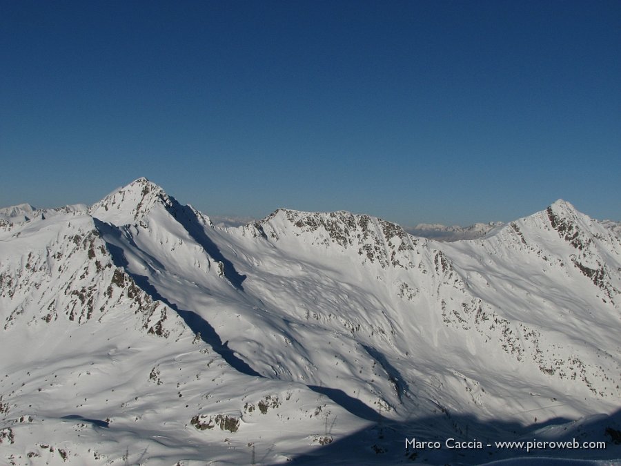 09_Cima Cadelle e zona Passo Dordona.JPG